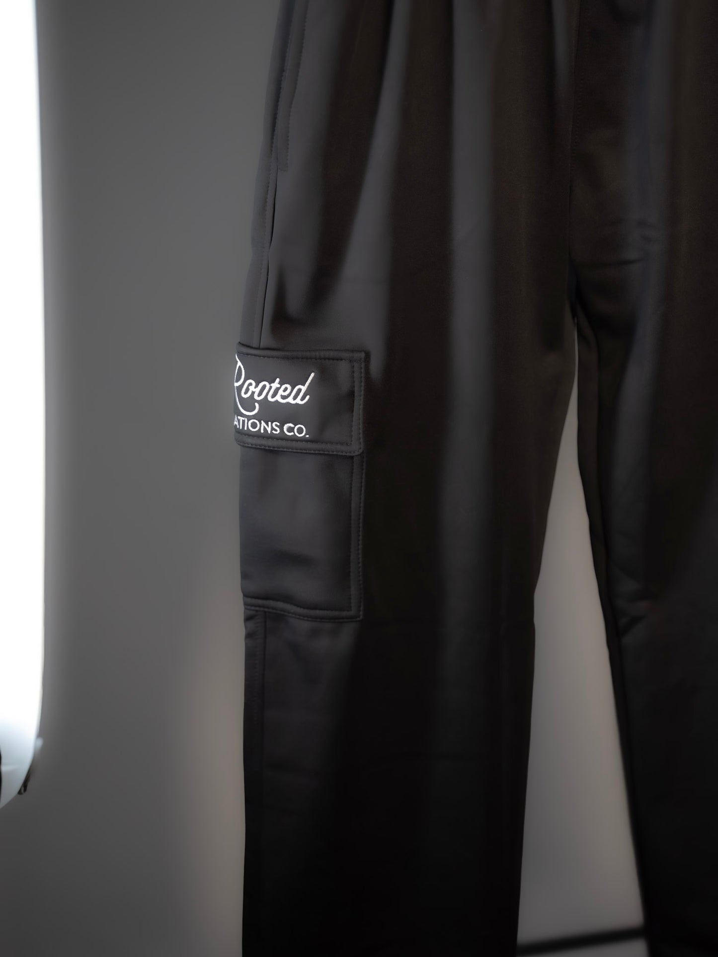 Cargo 2.0 - Black (Women's Cut)